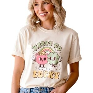 Vintage Style ST PATRICKS HAPPY GO LUCKY Comfort Colors T Shirt Womens M Groovy